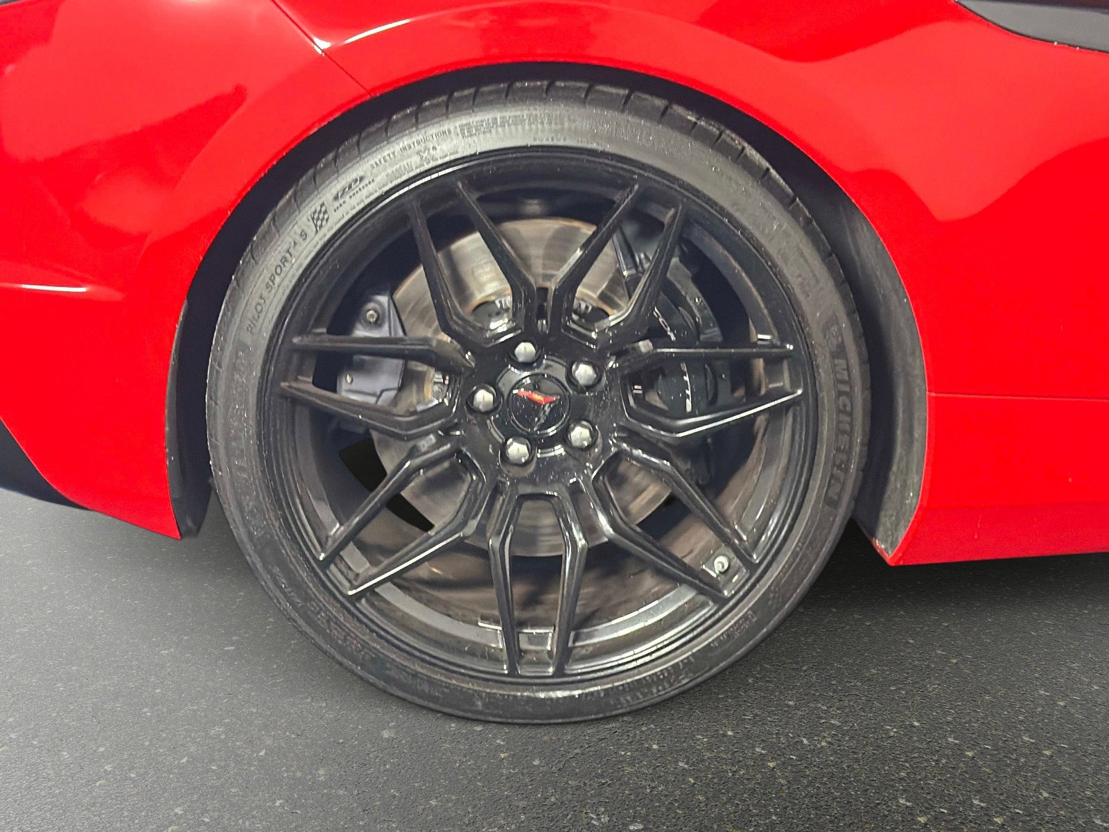 Used 2024 Chevrolet Corvette Z06 w/ Battery Protection Package image 19