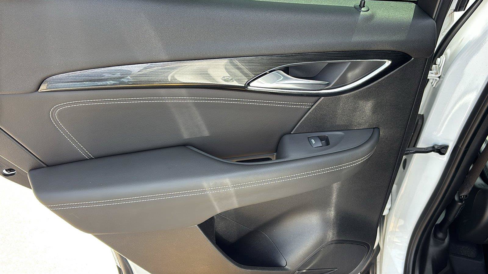Certified 2023 Buick Envision Preferred AWD/4WD image 18