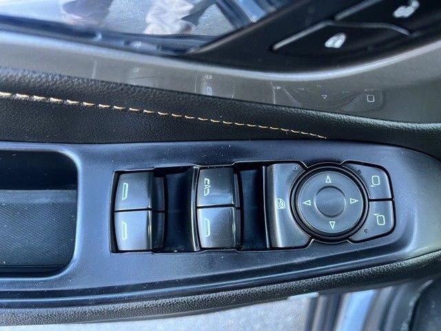 Used 2020 Chevrolet Traverse RS image 29