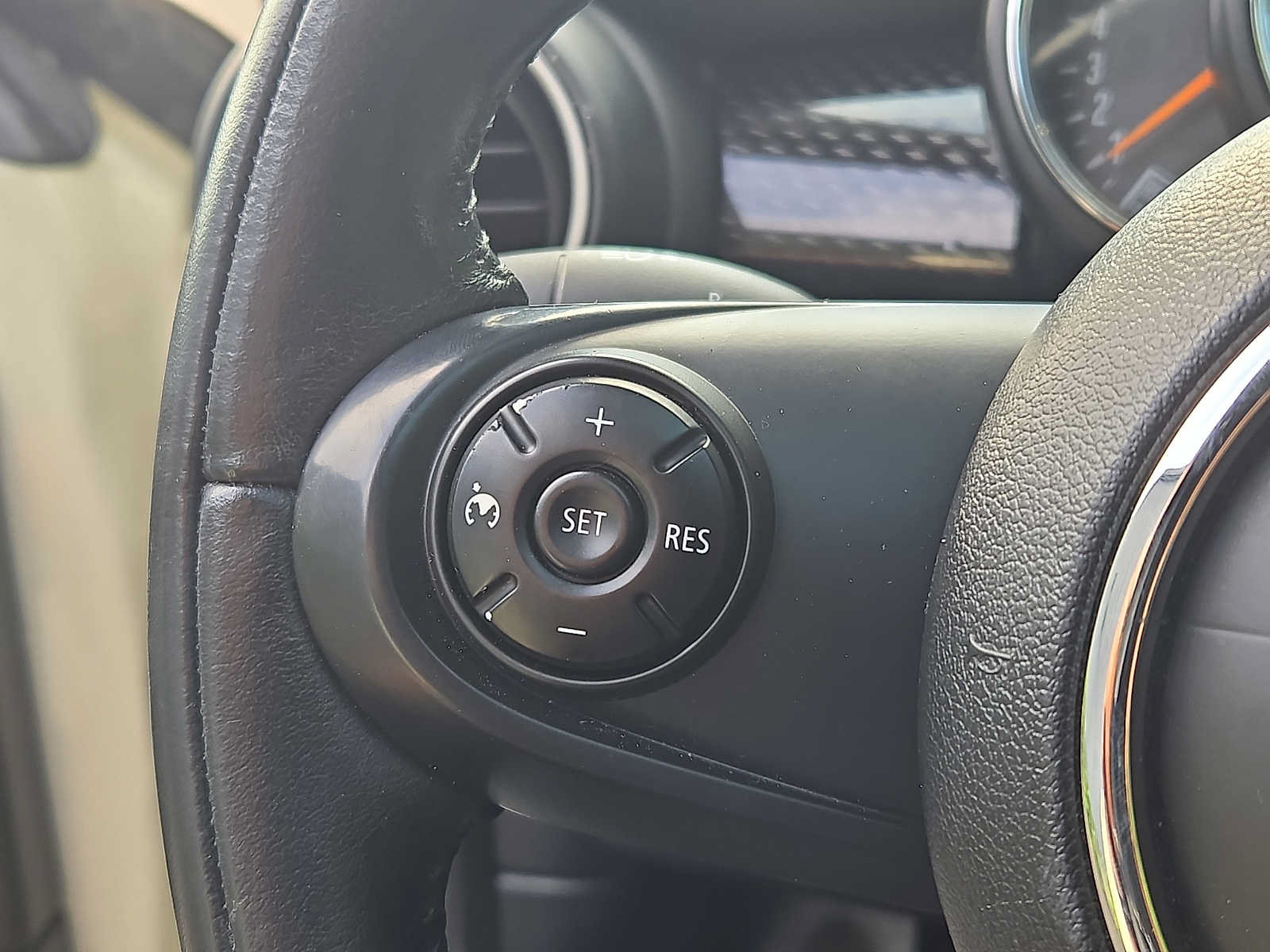 Used 2015 MINI Cooper S FWD image 18