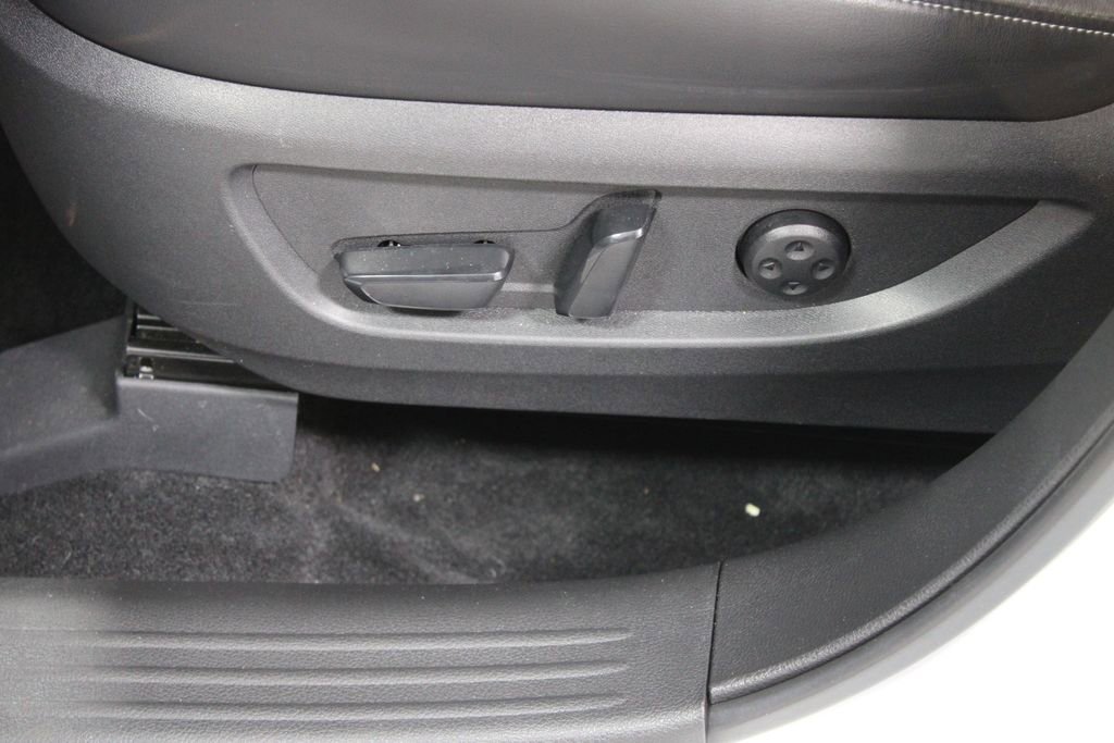 Used 2024 INFINITI QX50 Luxe image 18