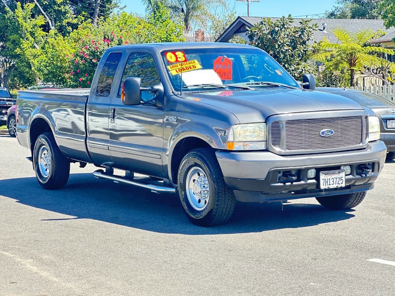 Used 2003 Ford F250 XLT image 2