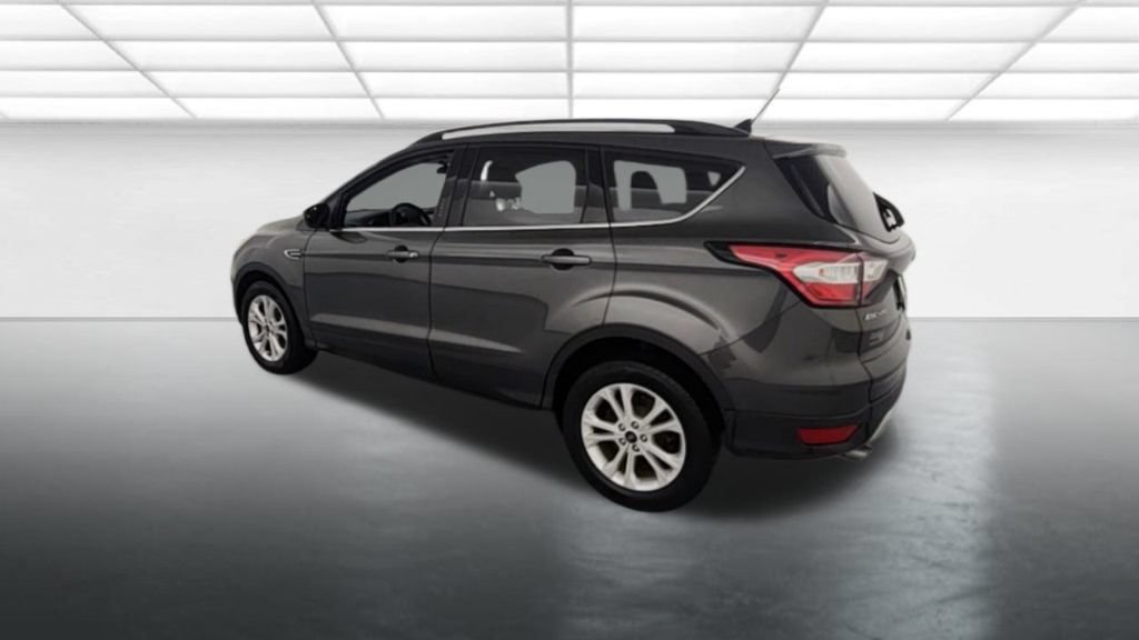 Used 2018 Ford Escape SE w/ SE Sync 3 Package AWD/4WD image 6