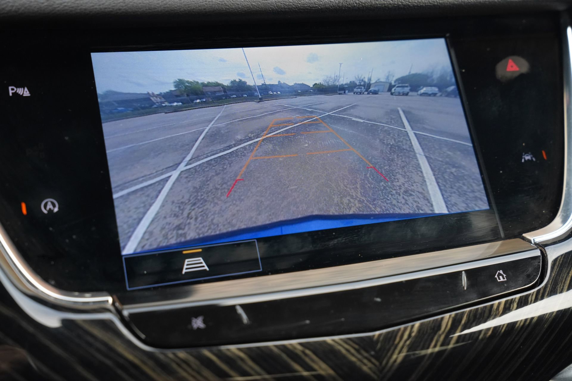 Used 2023 Cadillac XT6 Premium Luxury image 13