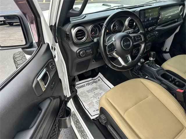 Used 2020 Jeep Gladiator Overland w/ Trailer Tow Package image 30