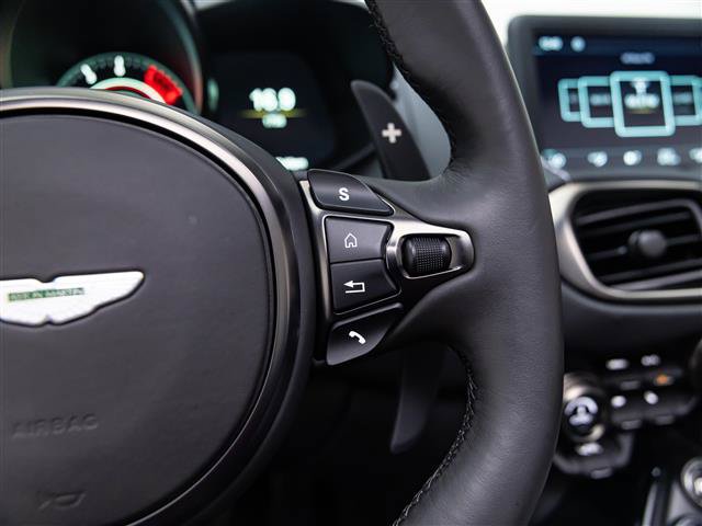 Used 2023 Aston Martin V8 Vantage Roadster RWD image 33