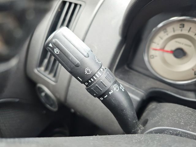 Used 2010 Ford Edge SEL image 36