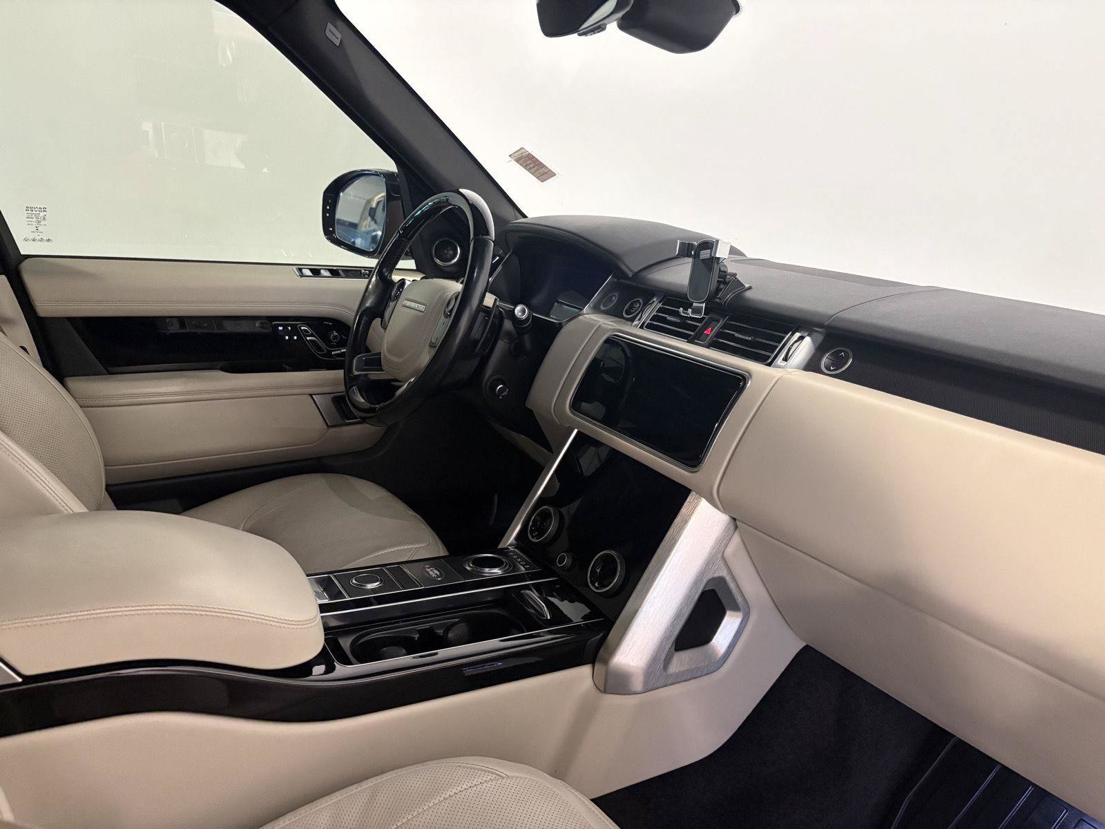 Used 2021 Land Rover Range Rover P525 Westminster Edition LWB AWD/4WD image 52