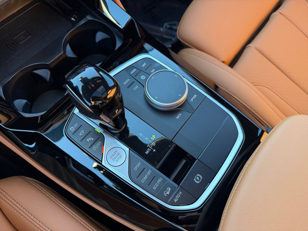 Certified 2025 BMW X4 xDrive30i AWD/4WD image 25