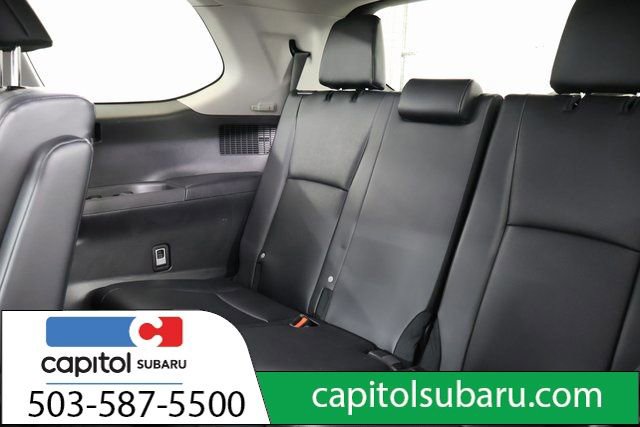 Used 2024 Toyota Grand Highlander XLE image 31