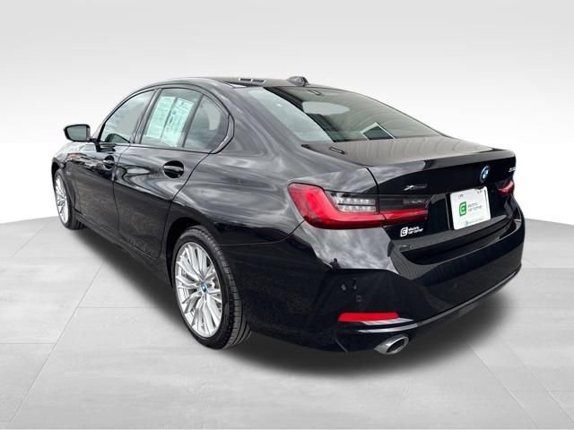 Used 2023 BMW 330e xDrive w/ Premium Package image 6