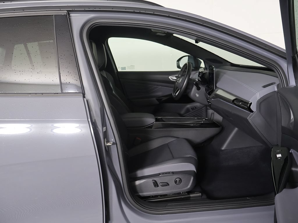 Used 2023 Volkswagen ID.4 S RWD image 31