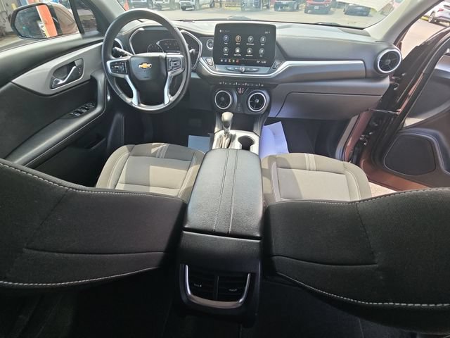 Used 2023 Chevrolet Blazer LT AWD/4WD image 23