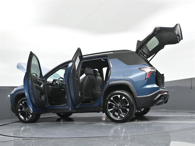 Used 2025 Chevrolet Equinox RS w/ Convenience Package III FWD image 50
