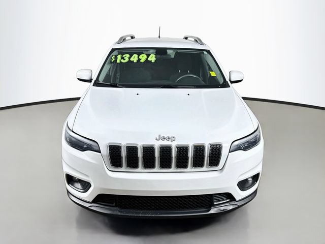 Used 2019 Jeep Cherokee Latitude w/ Popular Appearance Group FWD image 2