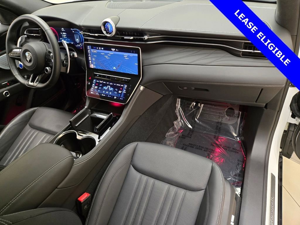 New 2025 Maserati Grecale Modena image 28