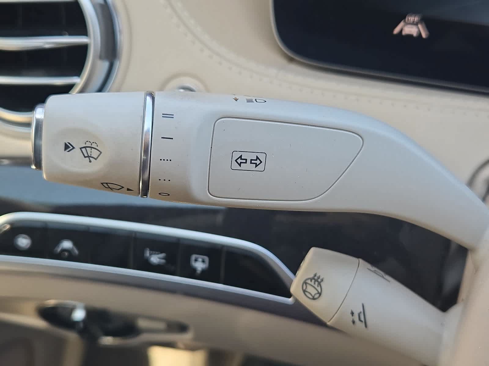 Used 2020 Mercedes-Benz S 560 Sedan image 26