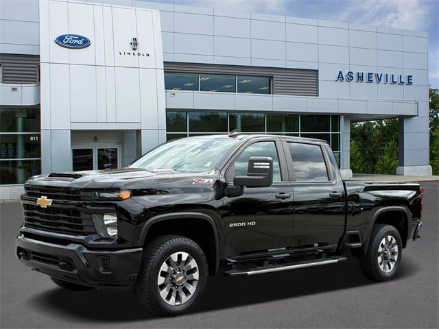 Used 2024 Chevrolet Silverado 2500 Custom w/ Custom Value Package