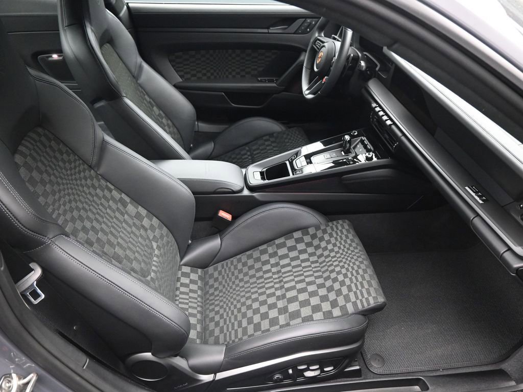 Certified 2026 Porsche 911 GTS image 13