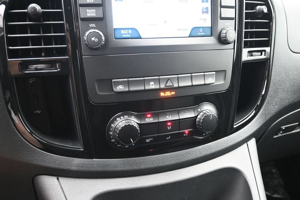 Used 2023 Mercedes-Benz Metris Passenger image 19