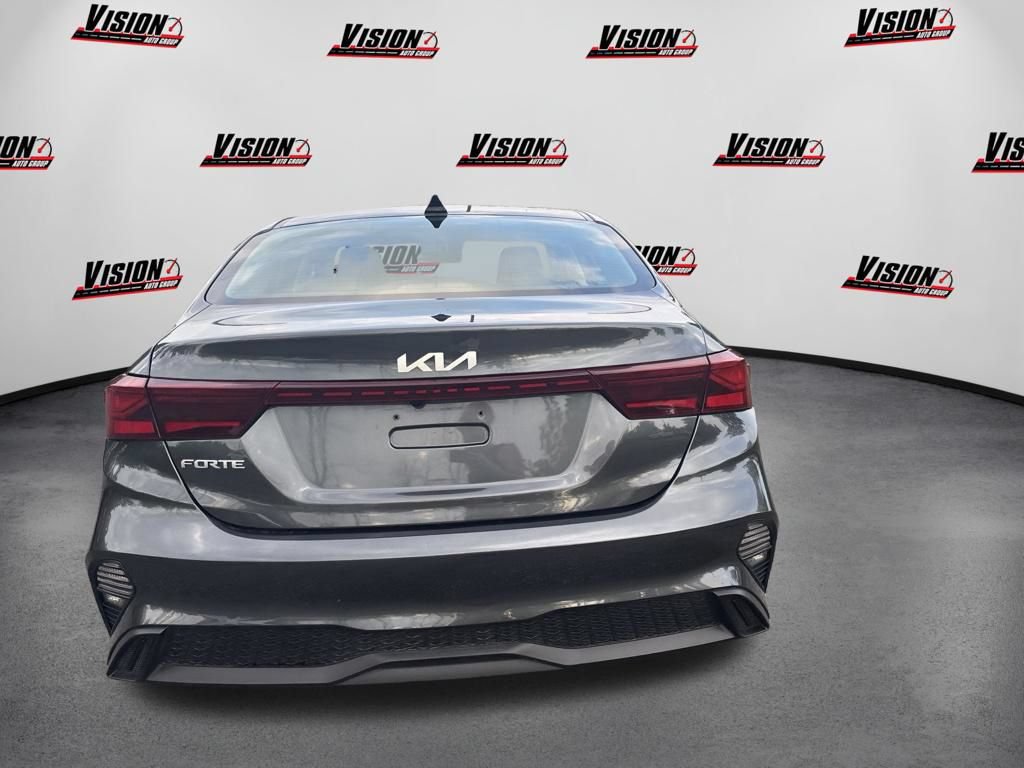 Certified 2023 Kia Forte LXS FWD image 8