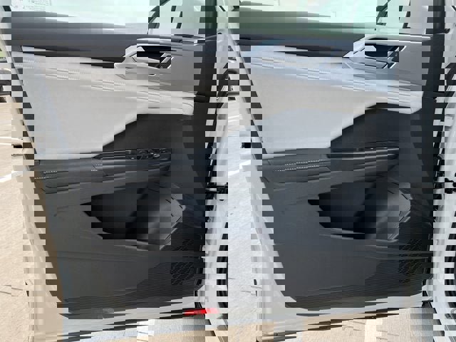 New 2025 Volkswagen Taos S image 7