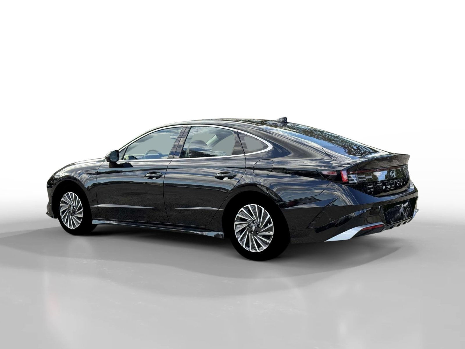 New 2026 Hyundai Sonata Limited FWD image 4