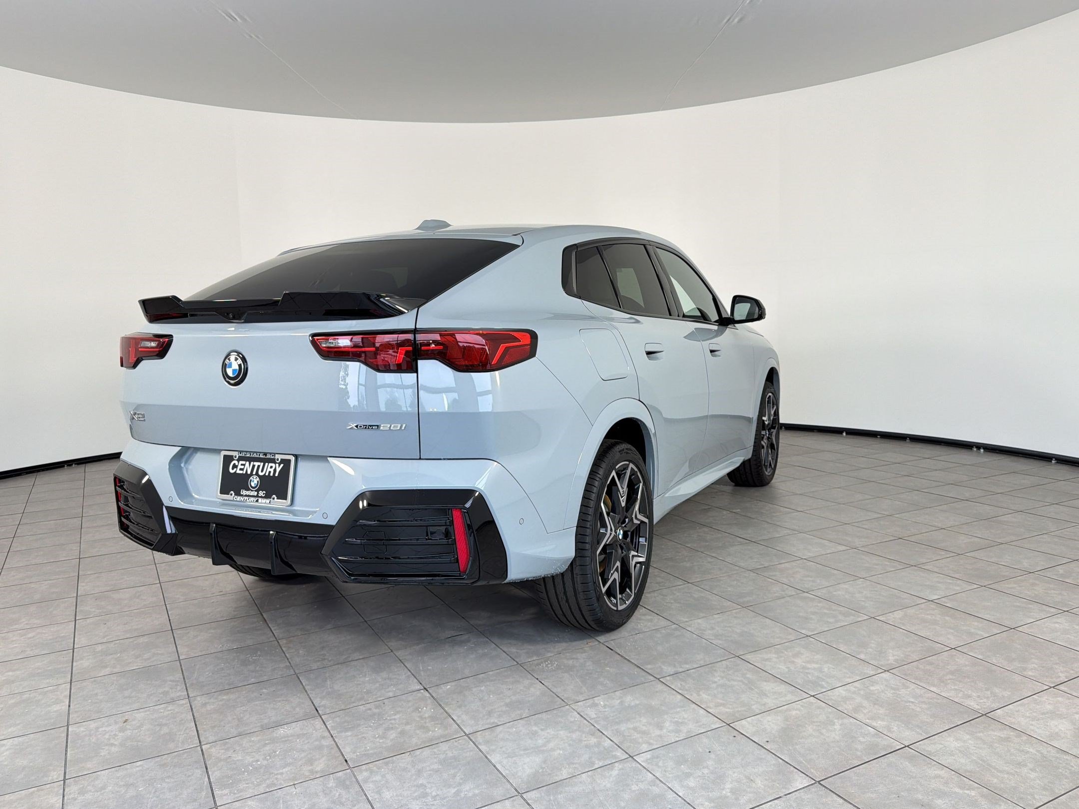 New 2026 BMW X2 xDrive28i w/ Technology Package AWD/4WD image 8