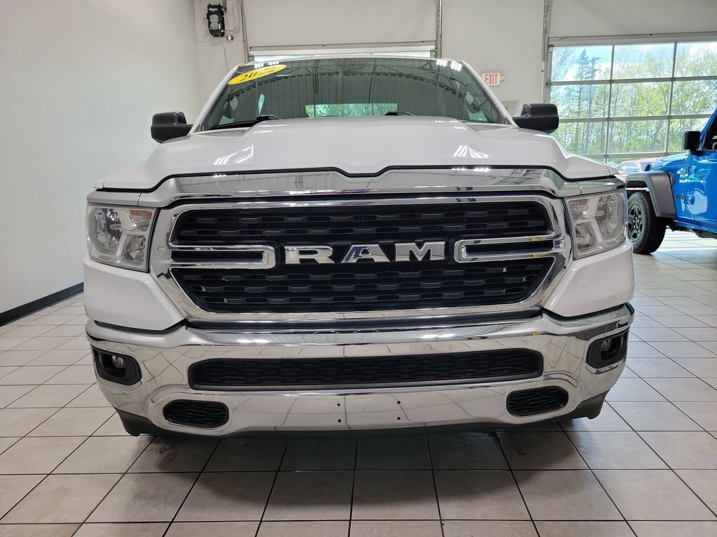Used 2022 RAM 1500 Big Horn AWD/4WD image 3