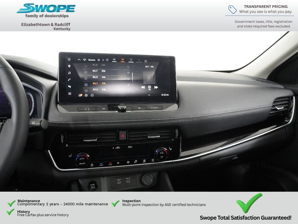 Used 2025 Nissan Rogue SL w/ Tech Package FWD image 20