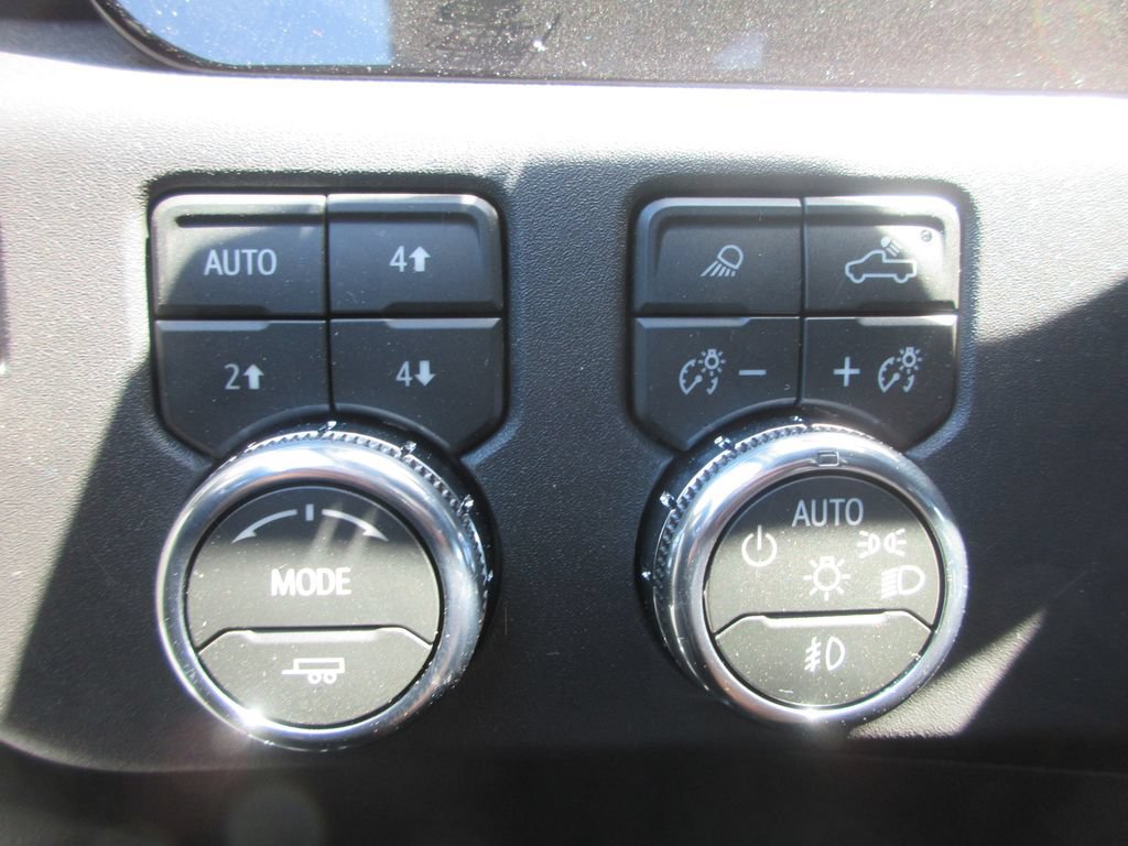 New 2026 GMC Sierra 1500 Elevation w/ Elevation Premium Package AWD/4WD image 20