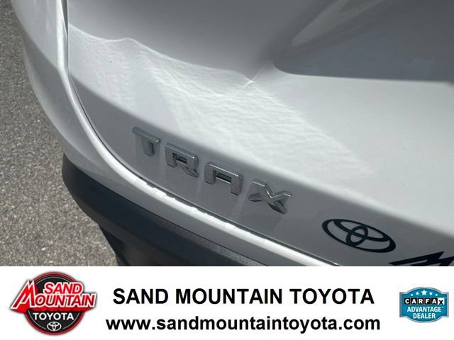 Used 2025 Chevrolet Trax LS FWD image 8