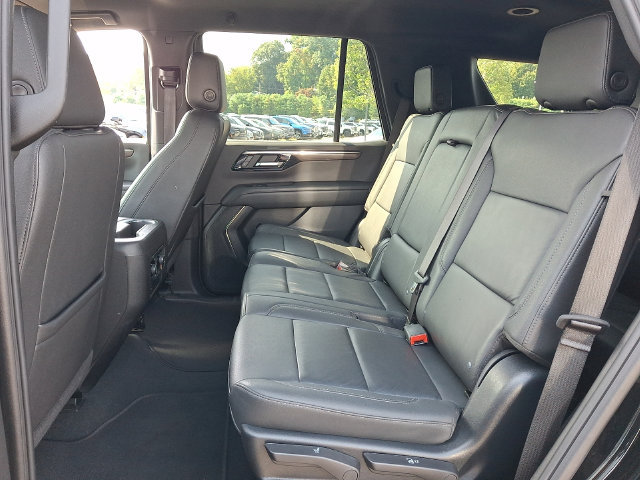 Used 2025 Chevrolet Tahoe Z71 AWD/4WD image 17
