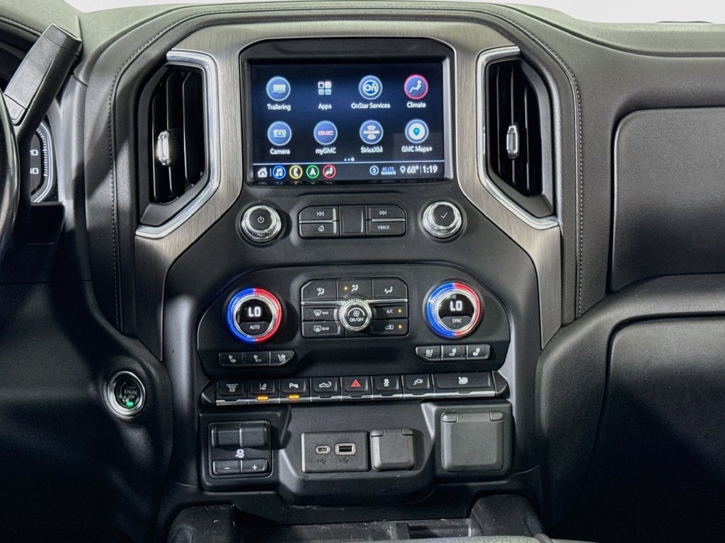 Used 2020 GMC Sierra 3500 Denali w/ Denali Ultimate Package AWD/4WD image 17