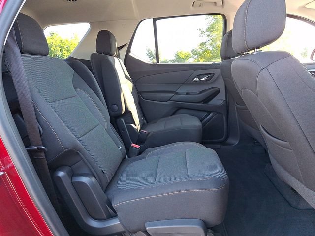 Used 2021 Chevrolet Traverse LT FWD image 31
