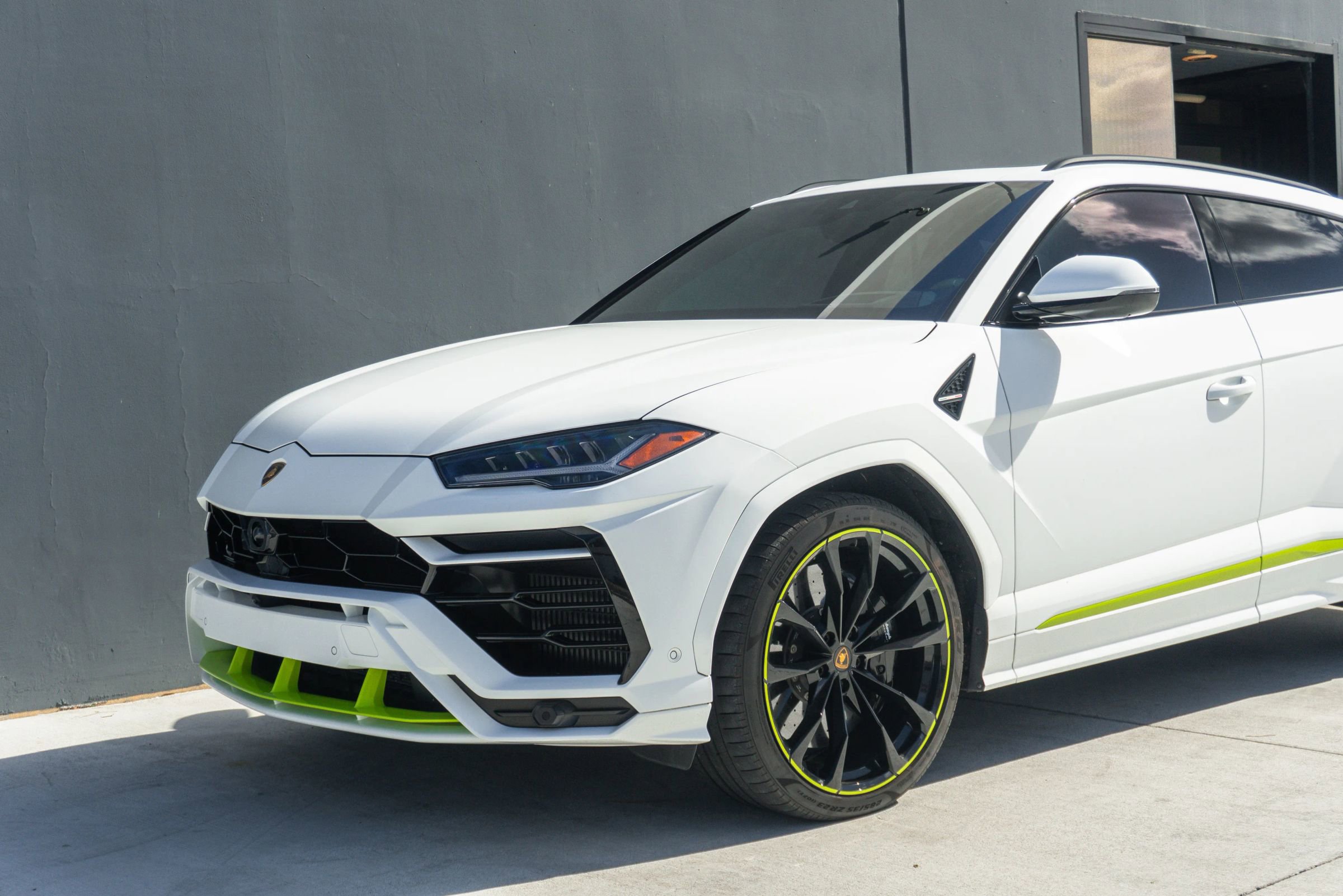 Used 2022 Lamborghini Urus image 20