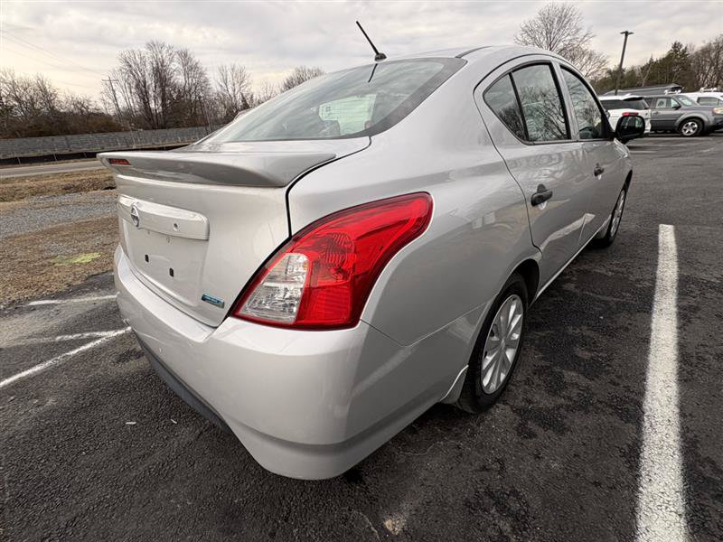 Used 2015 Nissan Versa S Plus FWD image 6