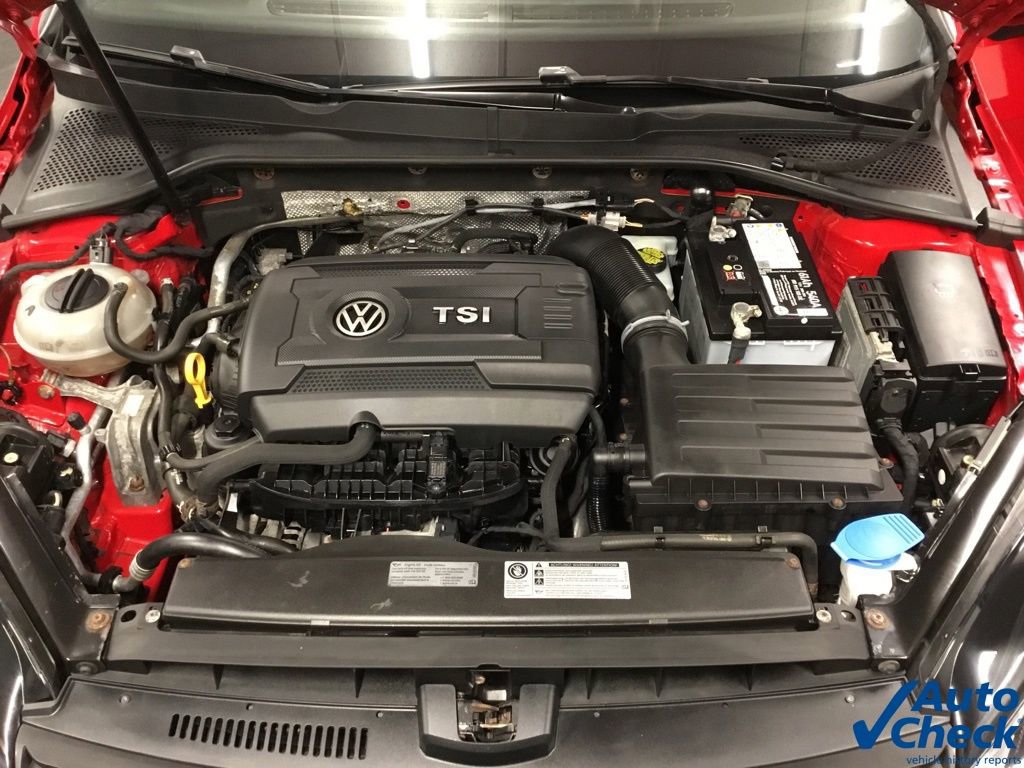 Used 2015 Volkswagen GTI SE w/ Lighting Package (SEL) FWD image 42