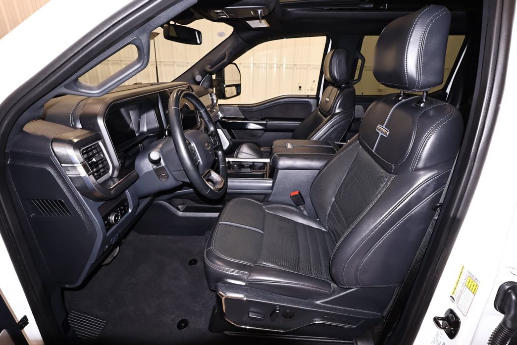 Used 2025 Ford F450 Platinum w/ FX4 Off-Road Package AWD/4WD image 10