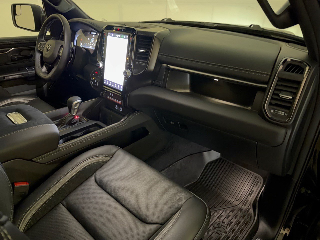Used 2026 RAM 1500 RHO AWD/4WD image 31