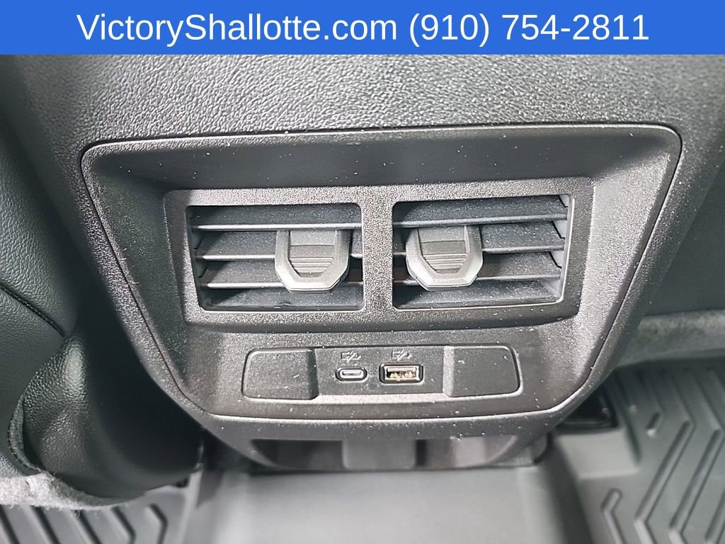 Used 2024 GMC Canyon Elevation w/ Elevation Premium Package image 4