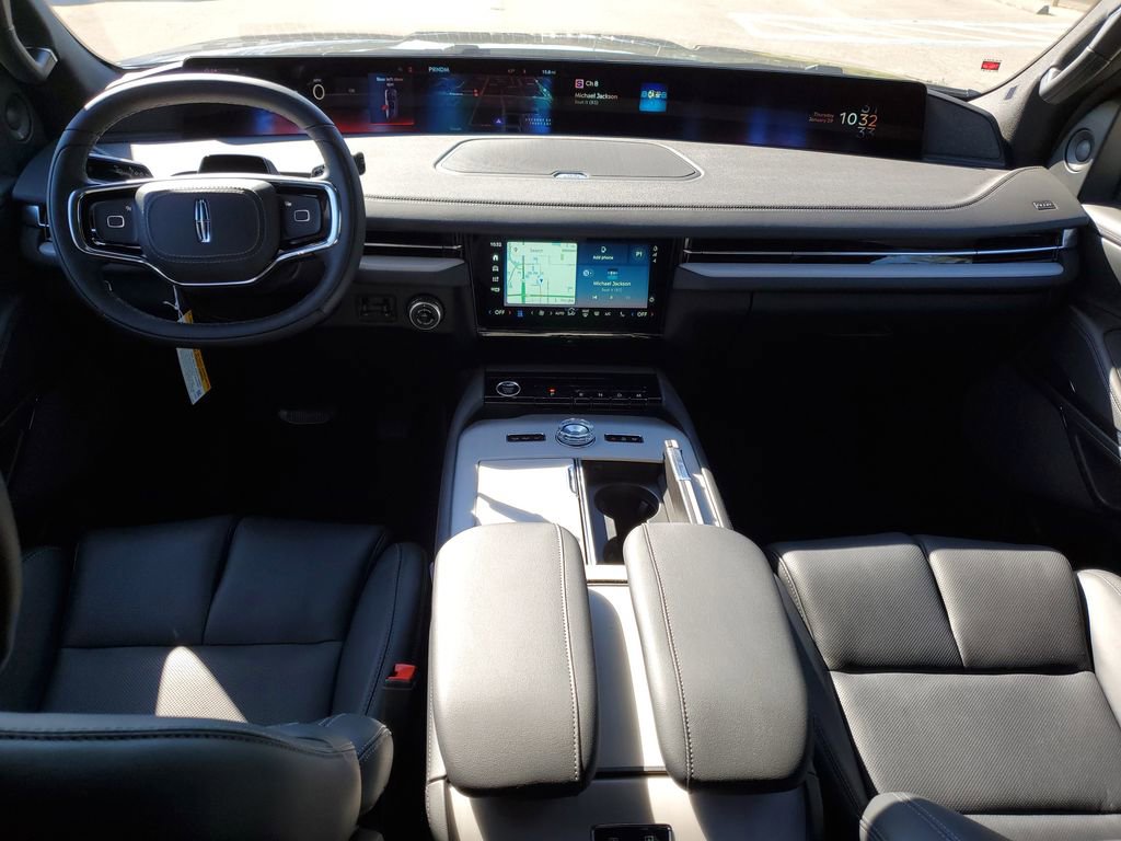 New 2025 Lincoln Navigator L Reserve w/ Jet Appearance Package image 16