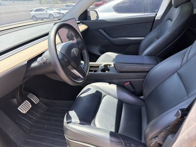 Used 2022 Tesla Model Y Performance AWD/4WD image 6