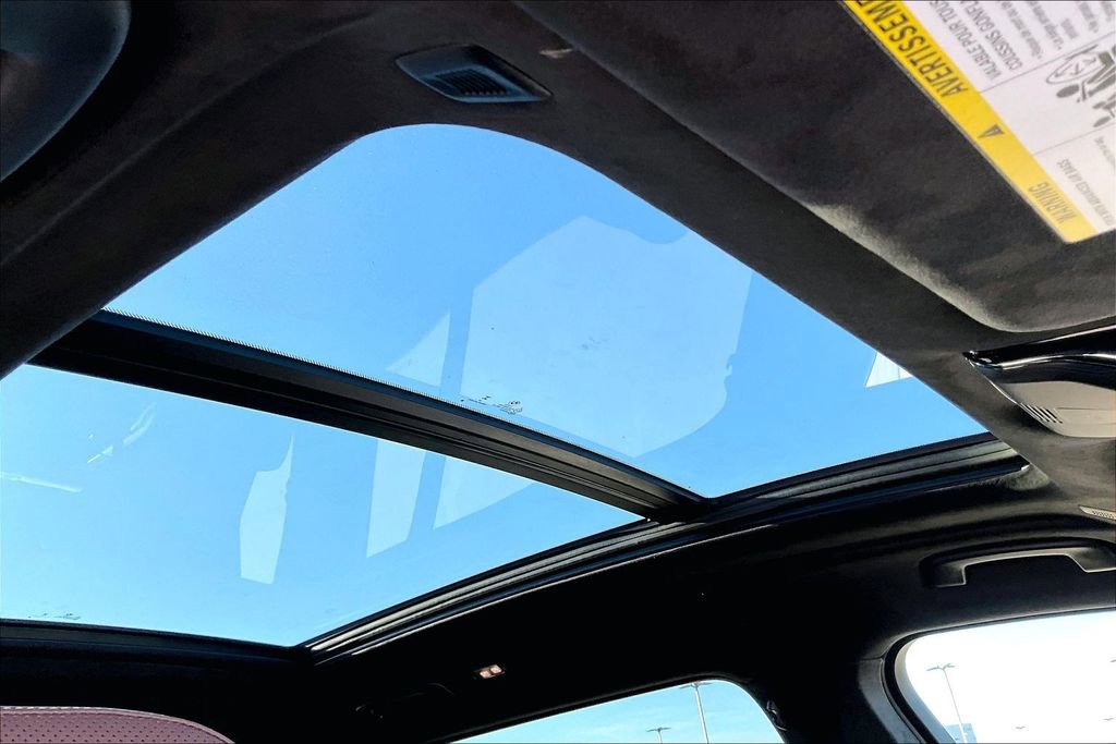 Used 2025 BMW X7 xDrive40i w/ M Sport Package image 17