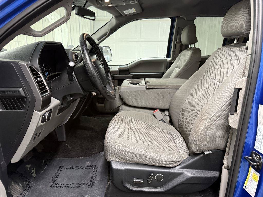 Used 2015 Ford F150 XLT w/ Equipment Group 302A Luxury AWD/4WD image 12