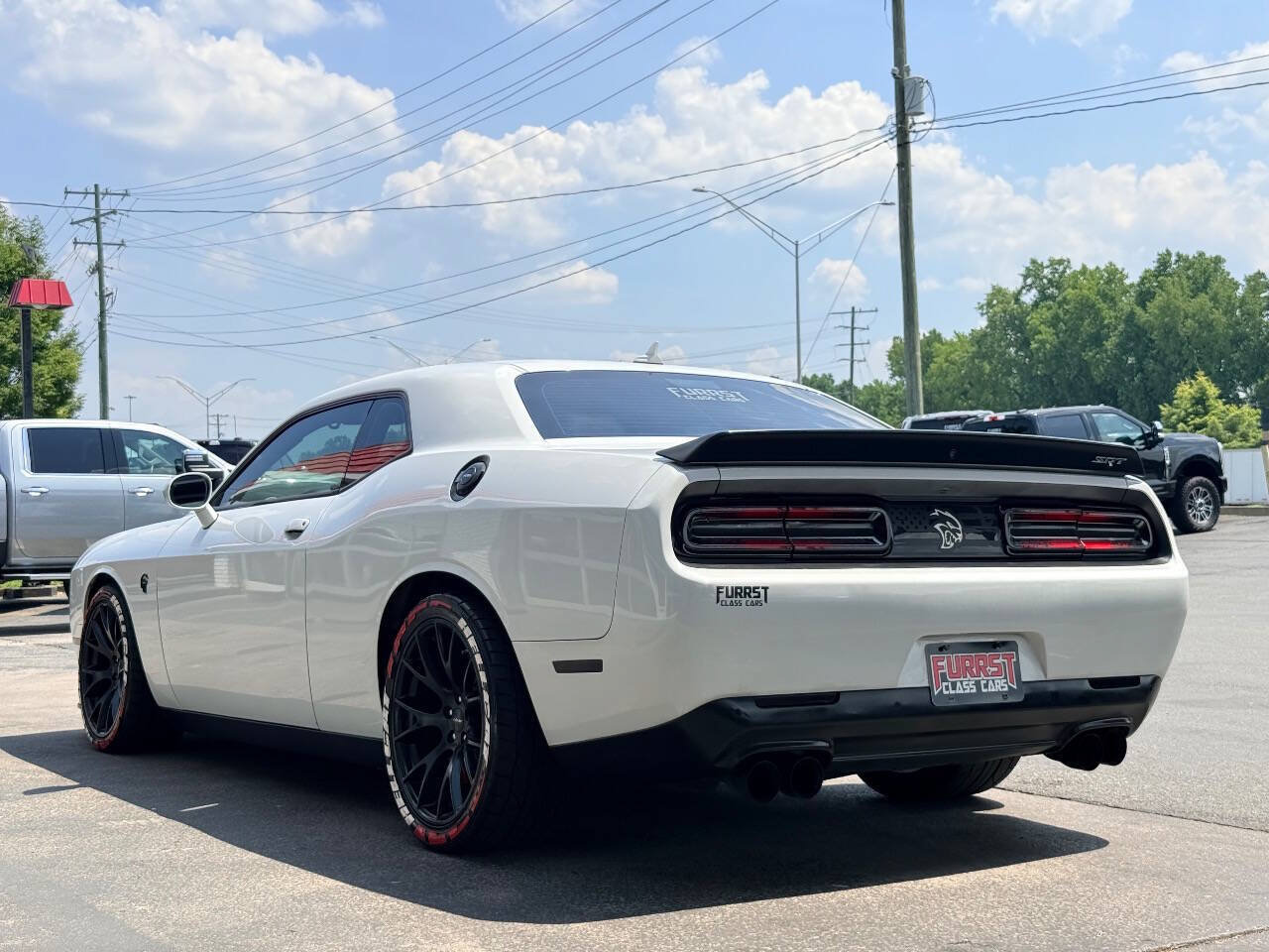 Used 2016 Dodge Challenger SRT Hellcat RWD image 5