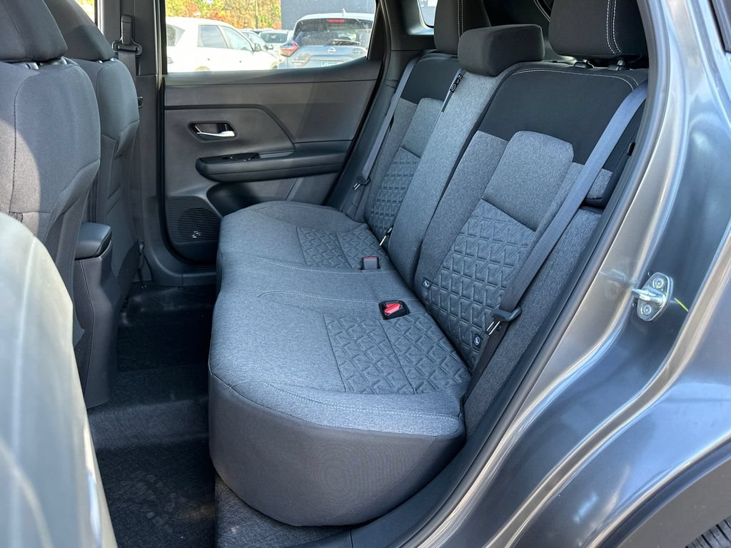 New 2026 Nissan Kicks SV w/ SV Premium Package AWD/4WD image 18