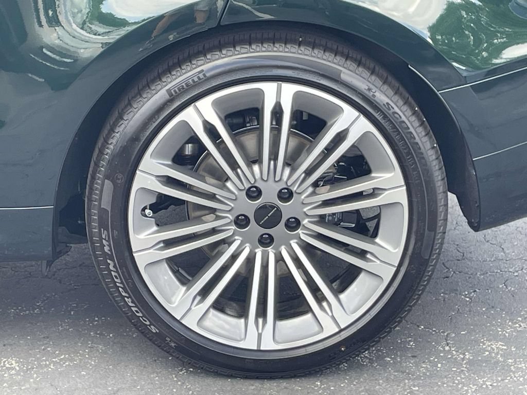 New 2026 Land Rover Range Rover Sport Dynamic SE AWD/4WD image 10