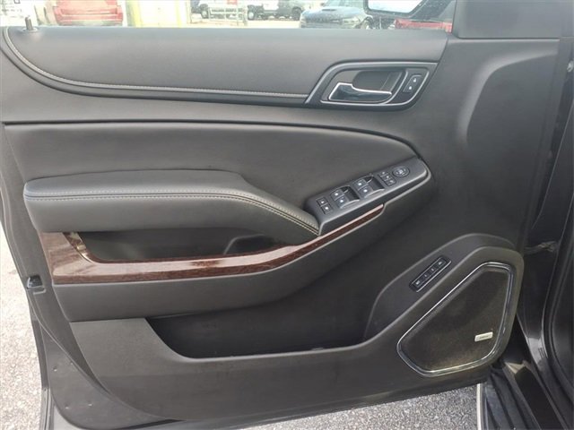 Used 2018 GMC Yukon SLT w/ Premium Edition image 9