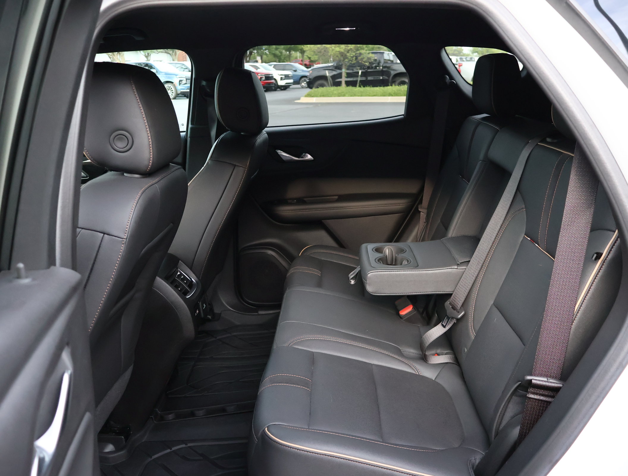 Used 2024 Chevrolet Blazer Premier w/ Driver Confidence II Package FWD image 24